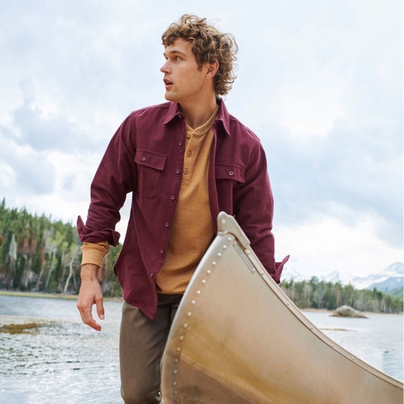 L.L. Bean Men's Chamois Cloth Shirt, Traditional Fit in Deep Wine - Picture 10 of 11